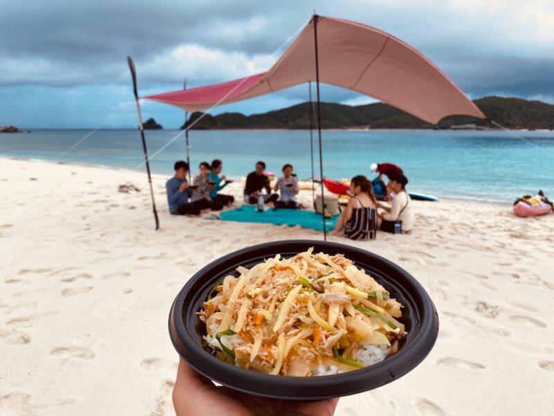 【慶良間・座間味島】座間味の海をSUPで1日堪能！SUPで座間味TRIP 1DAYツアー《ランチ＆シュノーケリング体験付き》（No.315）