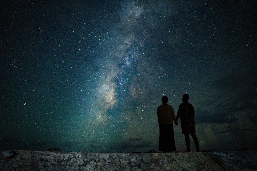 【慶良間/座間味島】深夜に楽しむ満天の星空フォトツアー☆SNS映えする一枚を！特別な夜を座間味島で＜おひとり様OK＆星空ガイド付き＞（No.331）