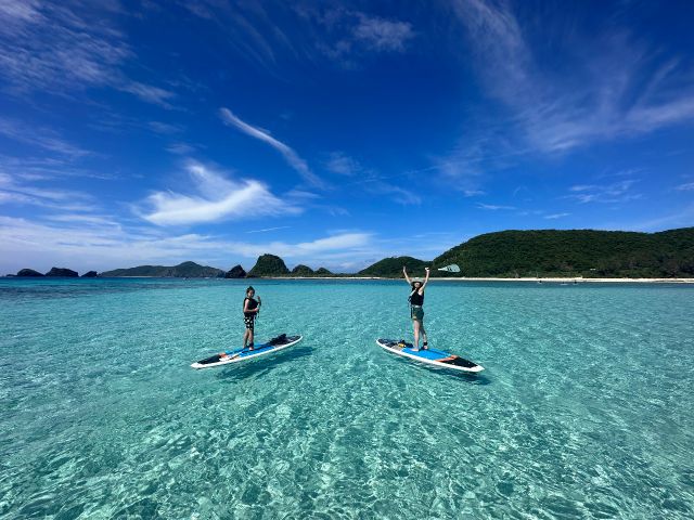 【座間味/半日】日帰りOK★透明度抜群の座間味島の海でSUPクルージング＆シュノーケル体験《写真撮影付き》天候に合わせてベストなポイントへご案内！（No.388）