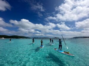 【座間味/半日】日帰りOK★透明度抜群の座間味島の海でSUPクルージング＆シュノーケル体験《写真撮影付き》天候に合わせてベストなポイントへご案内！