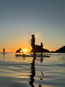 【座間味/夕方】SUPで楽しむ感動のサンセットクルージング《写真撮影付き》海上で過ごす極上のひととき！座間味ご宿泊の方限定プラン