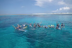 【那覇発/慶良間諸島/半日】7月～9月限定★豪華カタマラン船で行く★ボートシュノーケリングツアー《バナナボート1回無料》