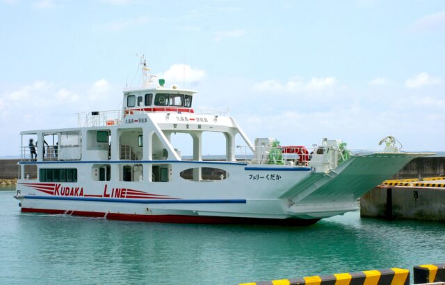 久高島フェリー