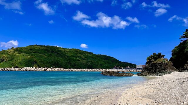 慶留間島